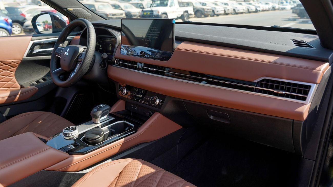 Mitsubishi Outlander Brand New 2026 Mitsubishi Outlander Premium (G09) 2.5L | 7-Seater SUV | GCC Spec | Export Only