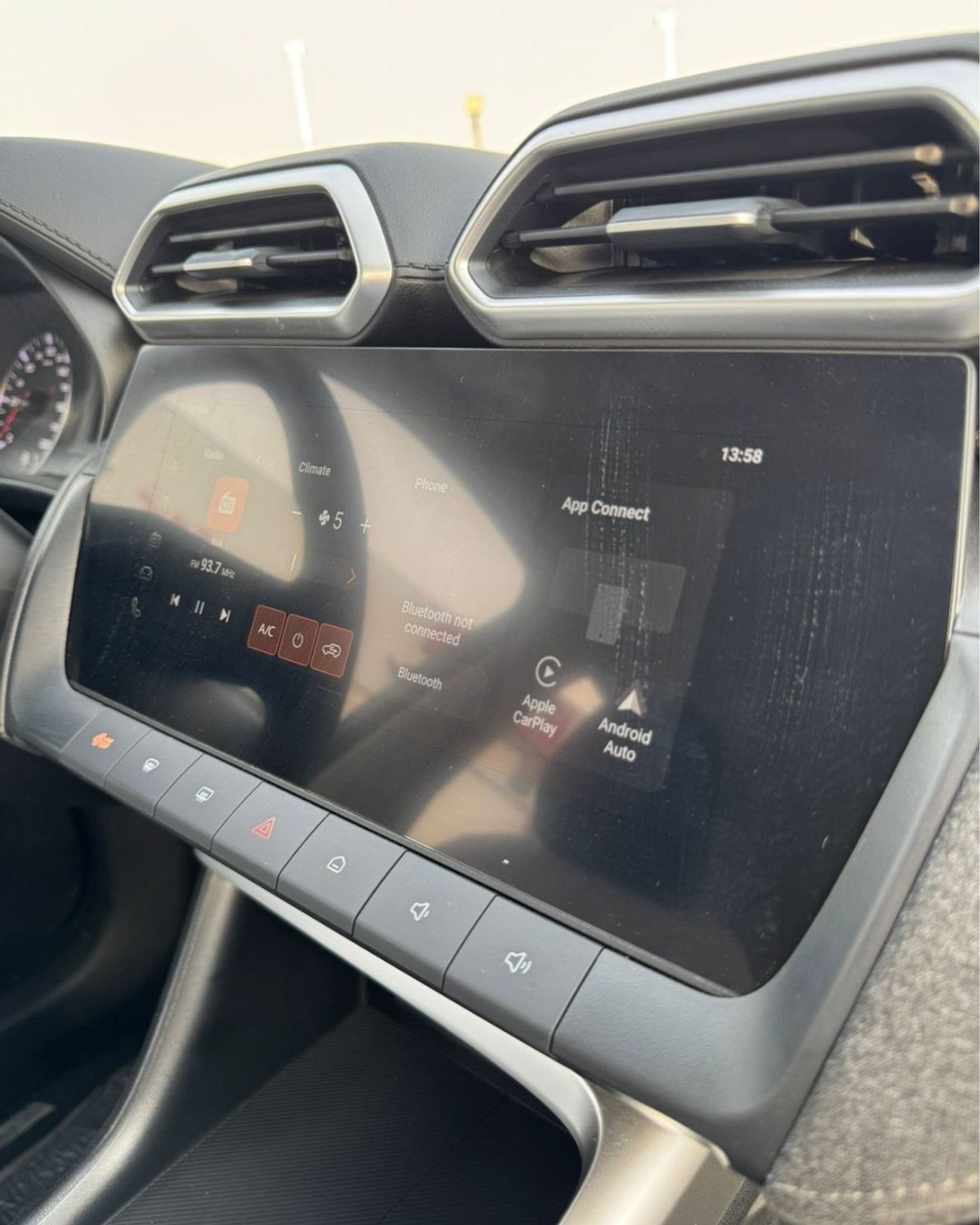 أم جي ZS NEW MG ZS 1.5L (STD) - 2025 MODEL BLACK COLOR