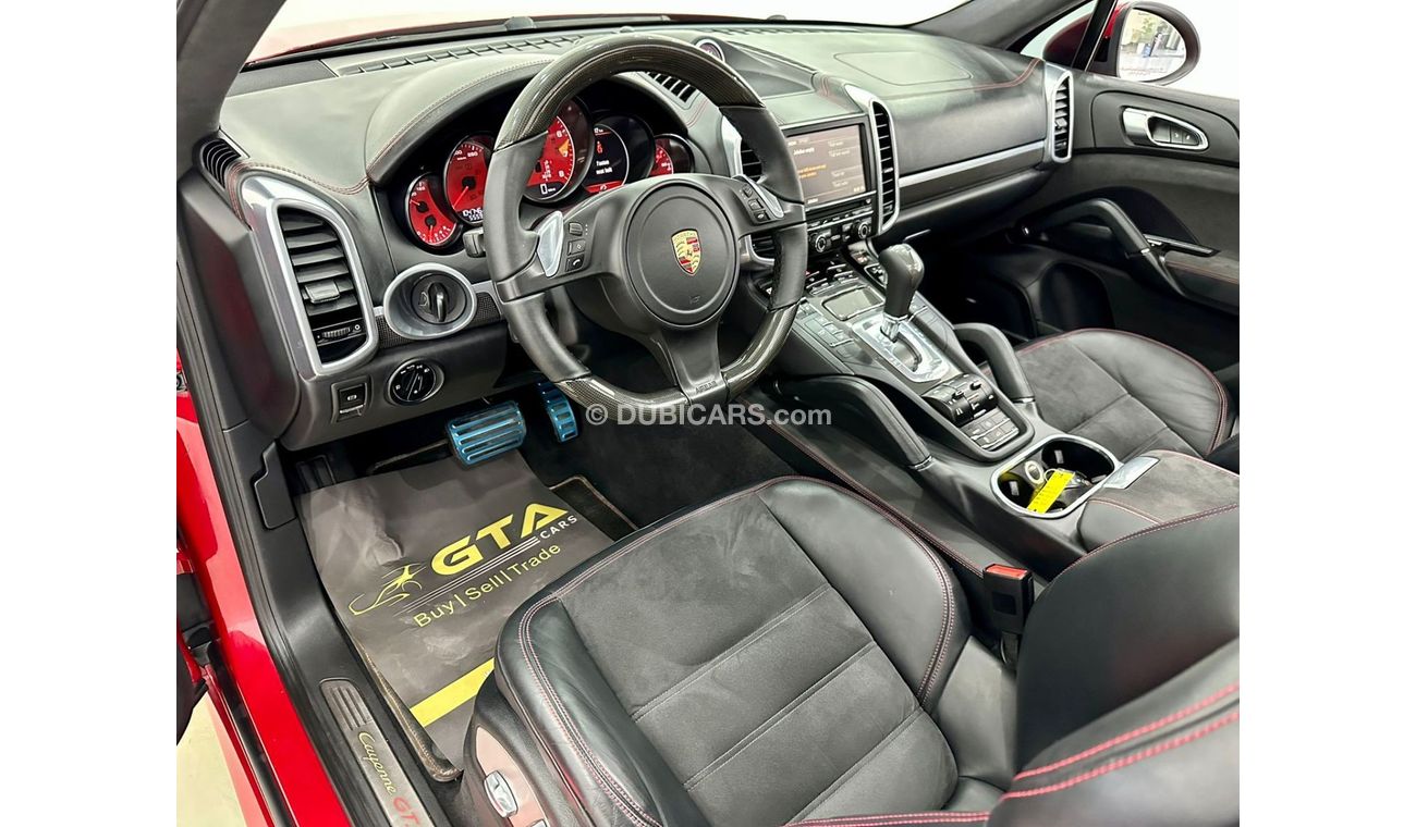 Porsche Cayenne 2013 Porsche Cayenne GTS, Full Porsche Service History, GCC, Low Kms