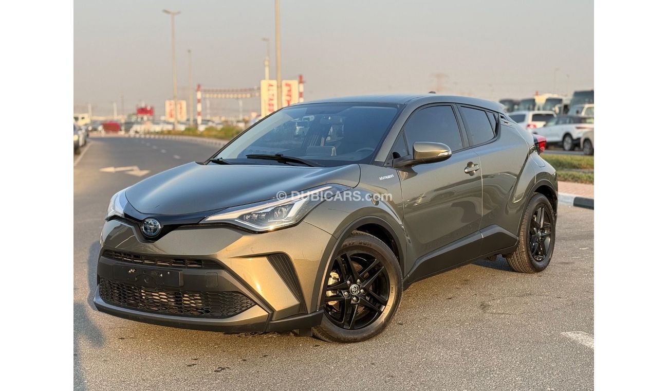 Used Toyota CHR Dynamic 1.8L 2021 for sale in Dubai - 810337