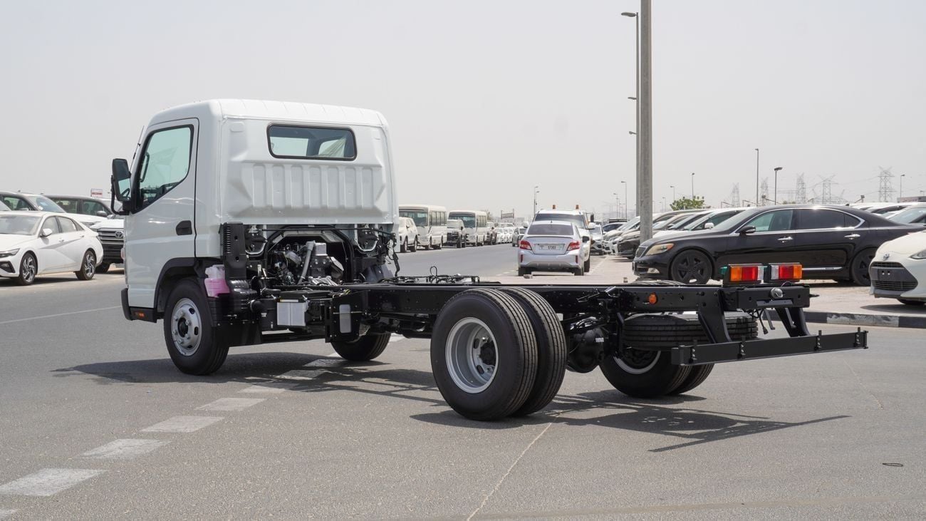 ميتسوبيشي كانتر فان Brand New Mitsubishi Fuso Canter 2025 4.2L 2WD with ABS Diesel |White/Black |CANTERCHASSIS-100-ABS-2