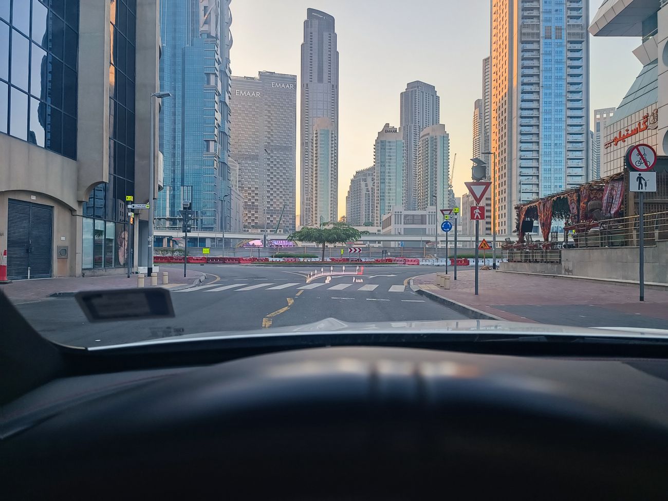 مرسيدس بنز C 63 كوبيه 2018 Mercedes-AMG C63 Coupe | Full Option | Factory Carbon Package | Priced to Sell