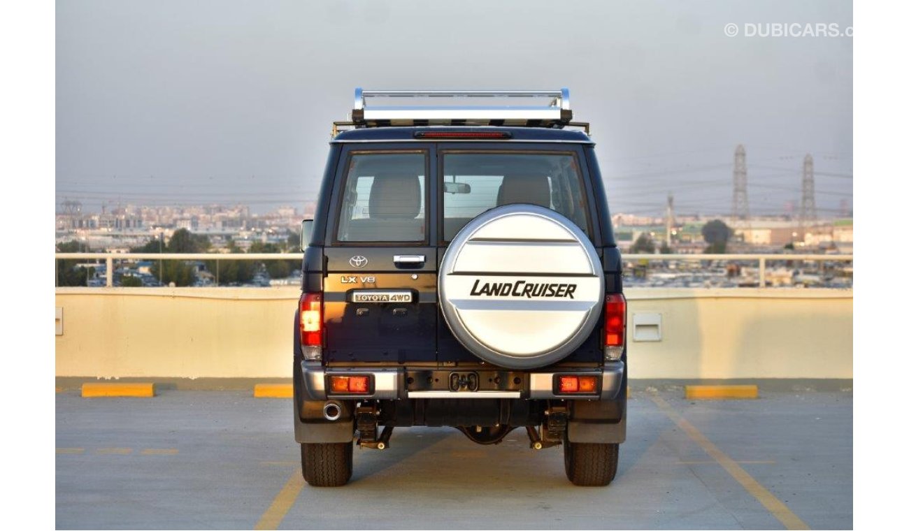 تويوتا لاند كروزر هارد توب Limited LX V8 4.5L Turbo Diesel 5 Seat MT