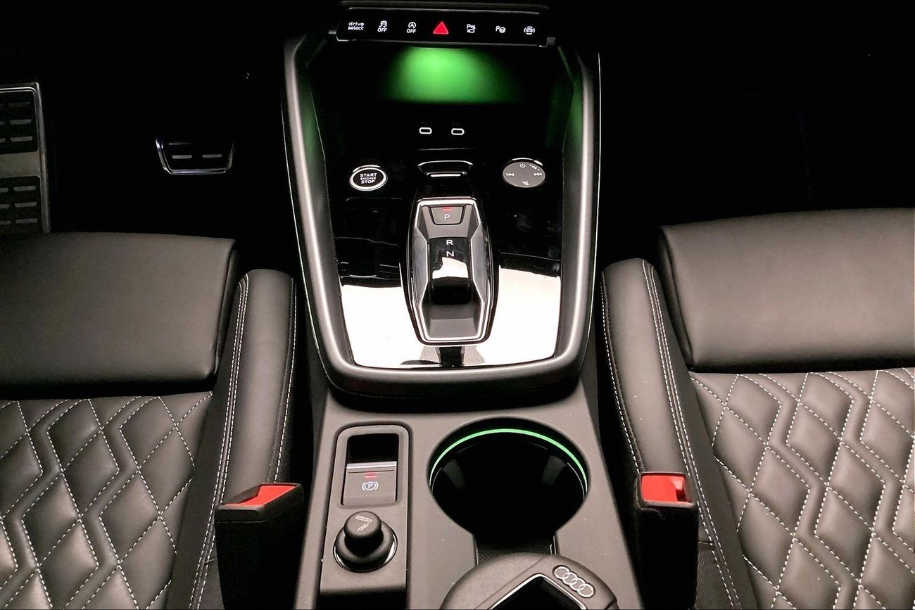 أودي A3 35 TFSI S-Line | شامل الضمان | 0 ﺪﻔﻋﺓ ﺃﻮﻟﻯ