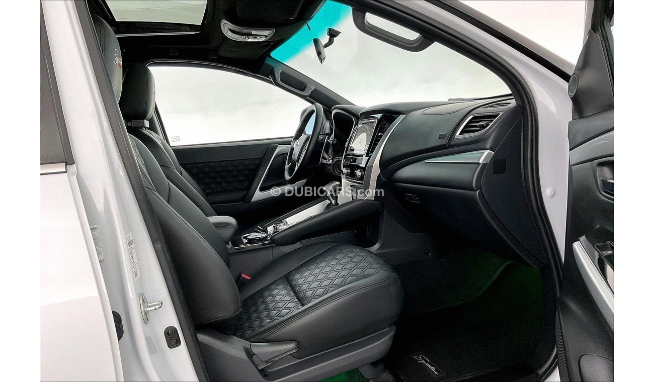 Mitsubishi Montero Signature