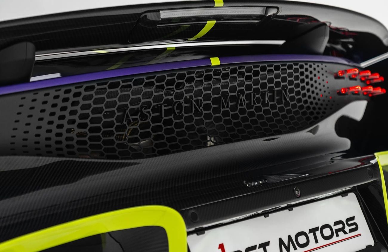 أستون مارتن فالهالا 4.0L V8 Twin-Turbo Engine + eMotors