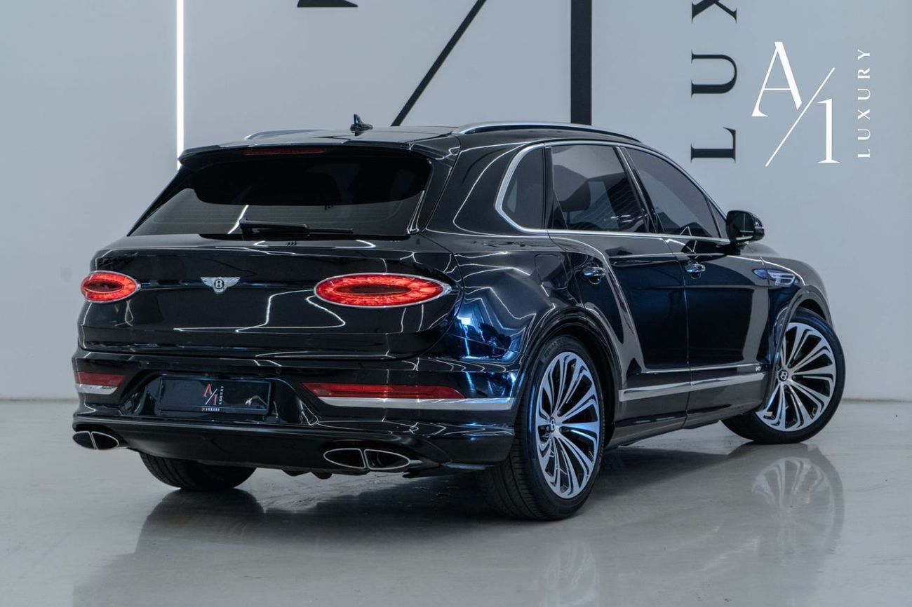 Bentley Bentayga Standard V8 2021 Bentley Bentayga V8, Warranty, Service History, Carbon Fiber Package, Low Kms