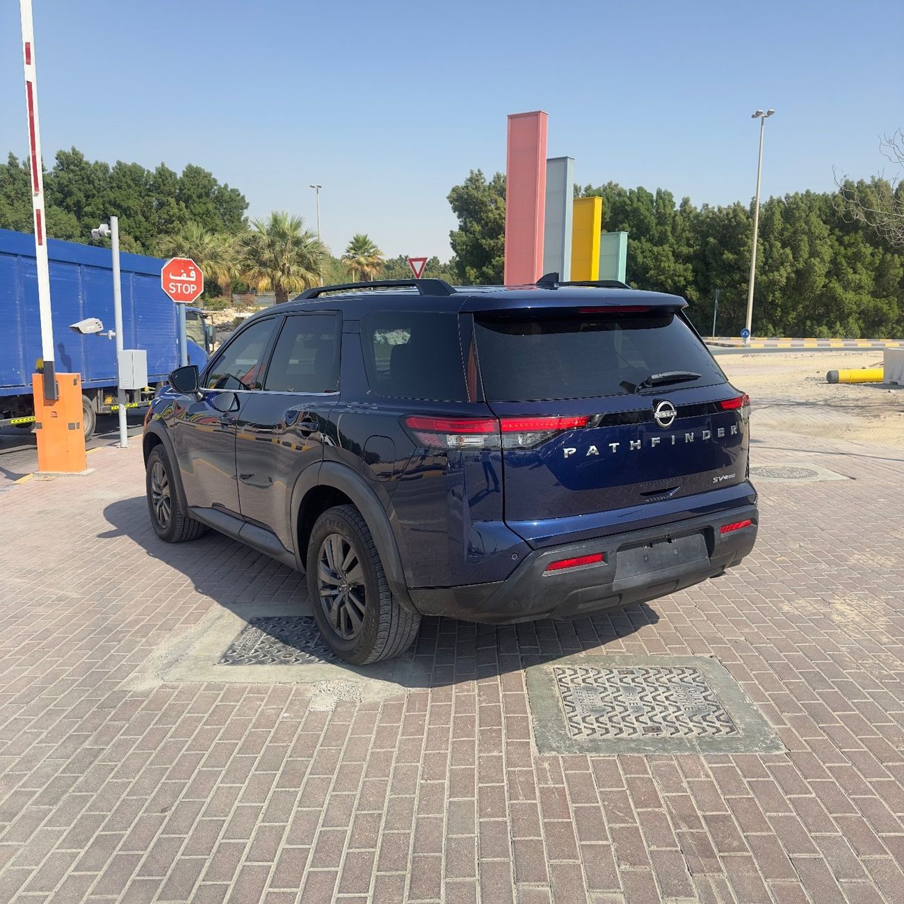 نيسان باثفايندر SV 3.5L AWD (7 Seater)