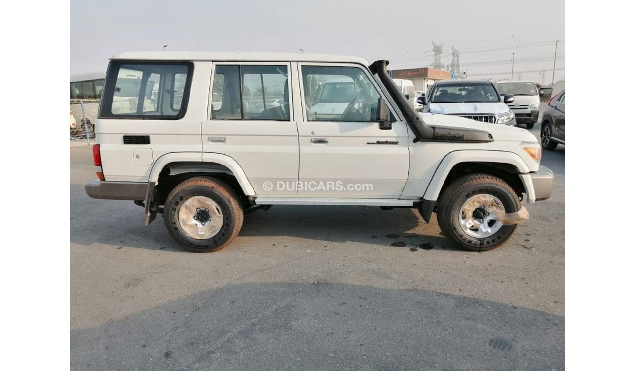 Toyota Land Cruiser 70