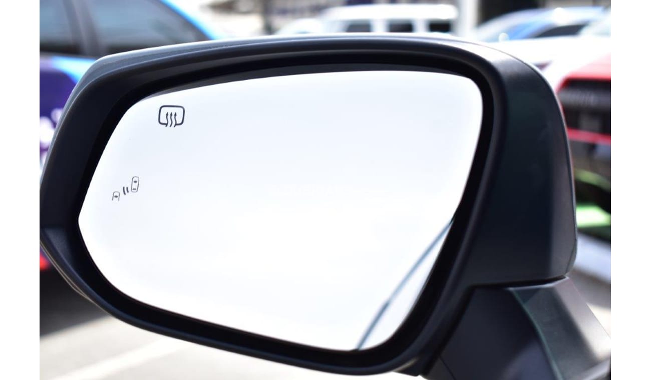 Toyota Sienna XLE  Woodland Edition Hybrid 2.5l Awd 8-seater Automatic