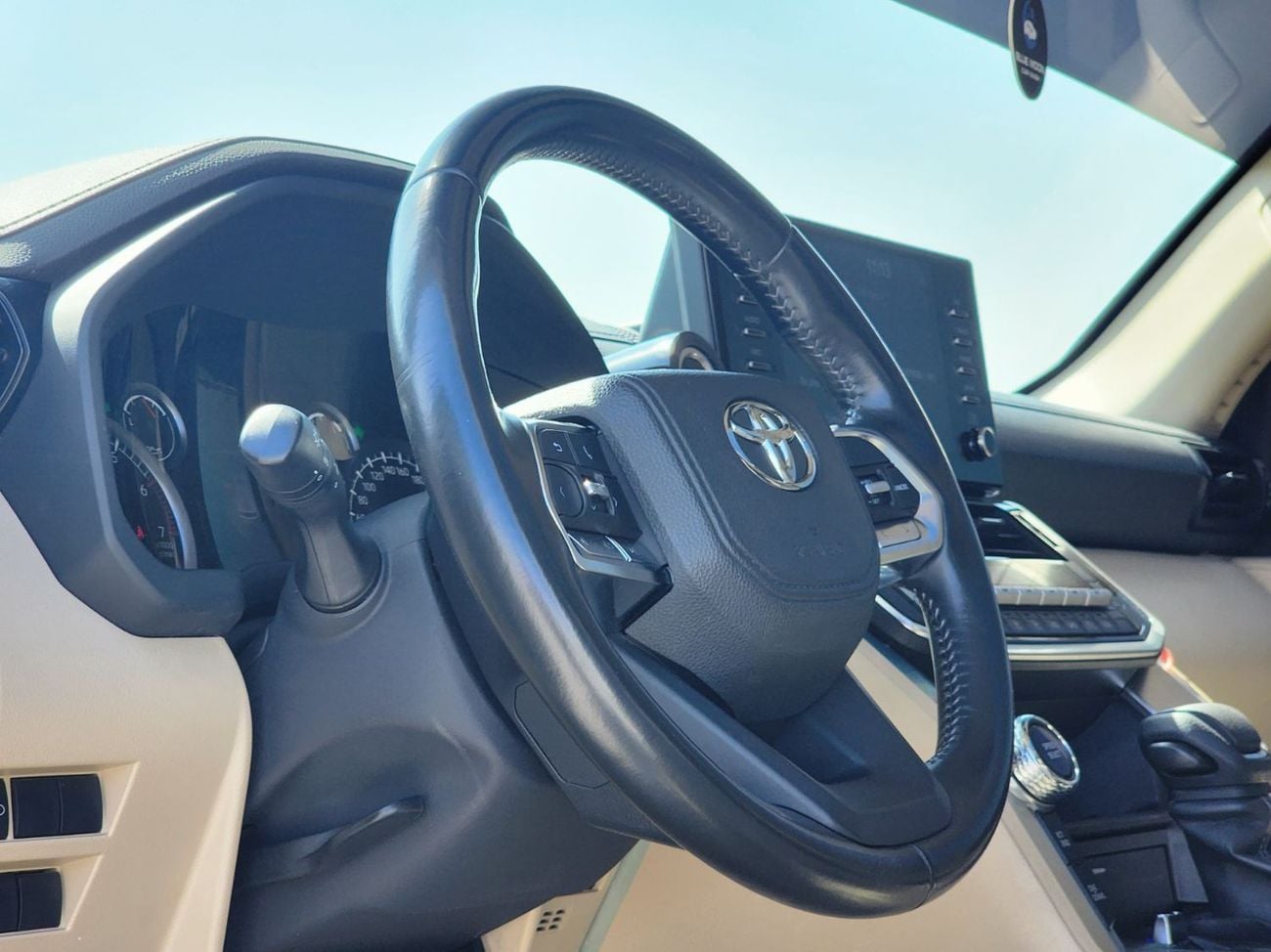 تويوتا لاند كروزر GX.R V6