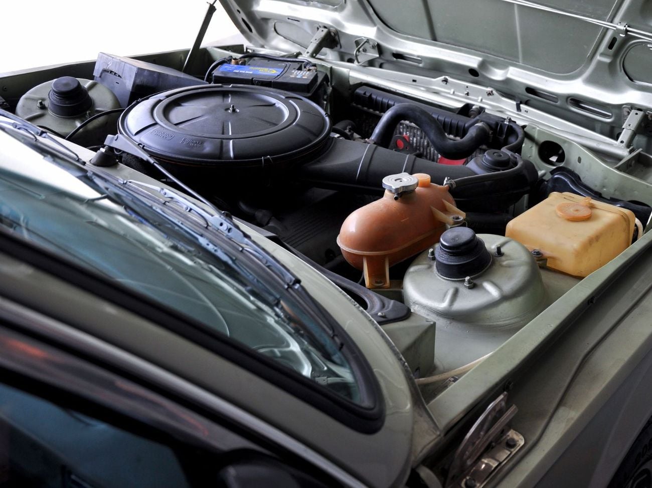 بي أم دبليو 320