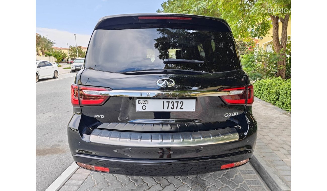 إنفينيتي QX80 Luxury Black Edition