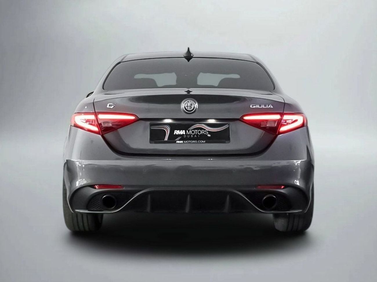 Alfa Romeo Giulia 2023 Alfa Romeo Giulia Veloce Q2 / Alfa Romeo Warranty & Service Pack