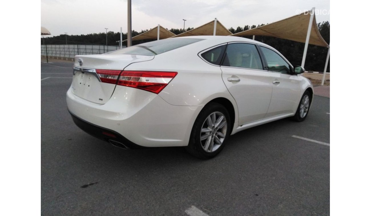 Toyota Avalon Toyota Avalon 2014 gcc very celen option no2