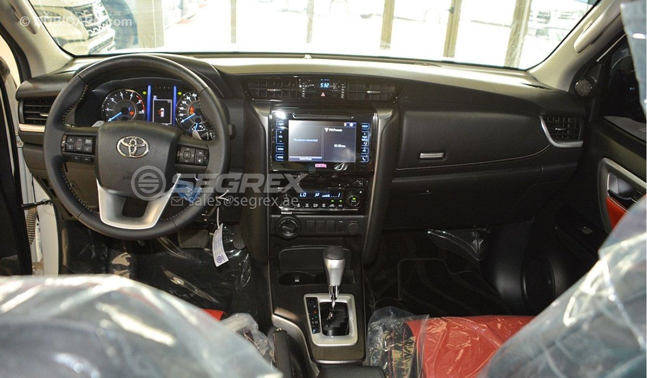 تويوتا فورتونر 2020 Toyota Fortuner 2.4L TDSL, 4WD AT with Additional Accessories