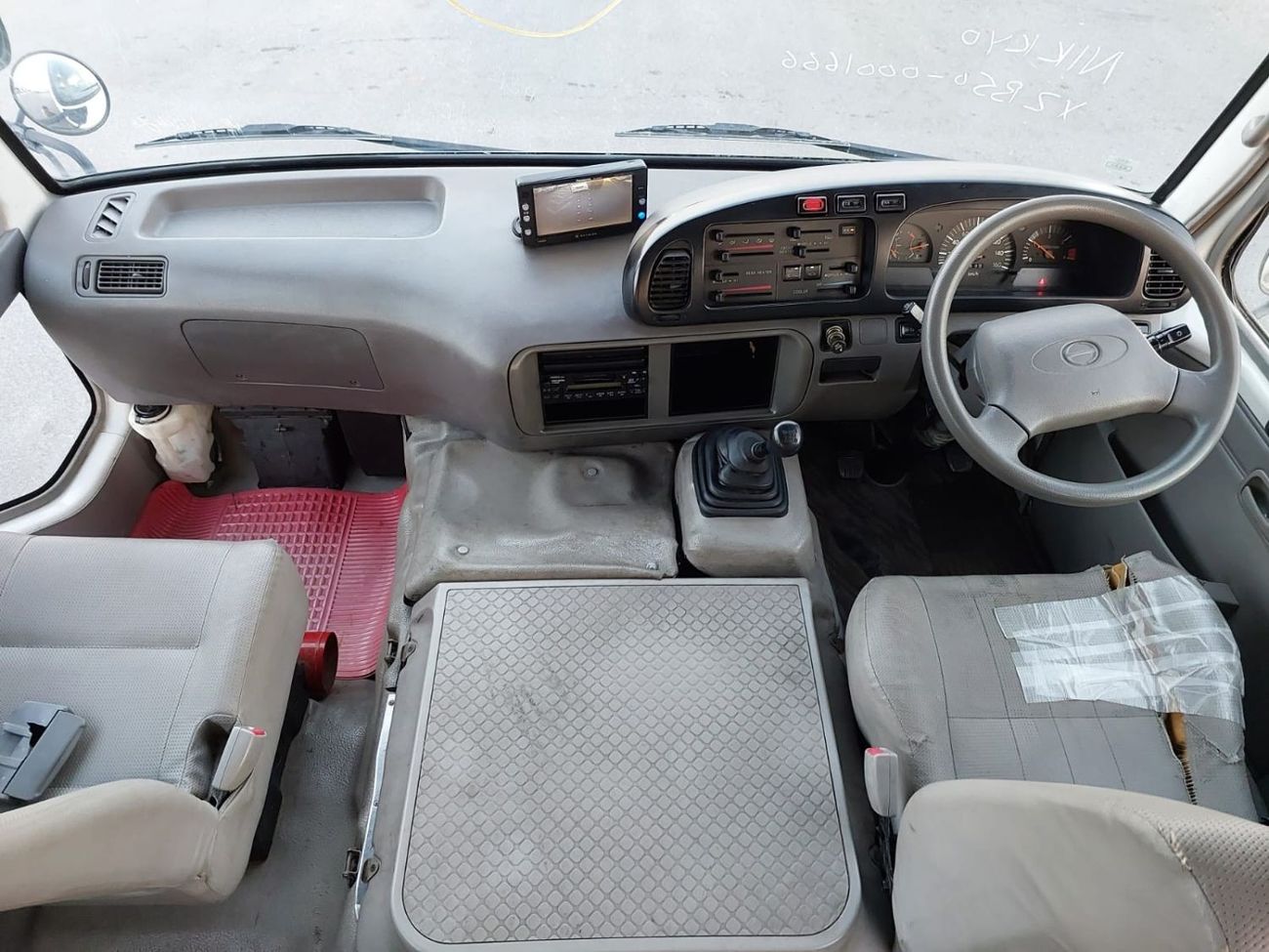 Hino Liesse II HINO LIESSE II BUS RIGHT HAND DRIVE(PM01666)
