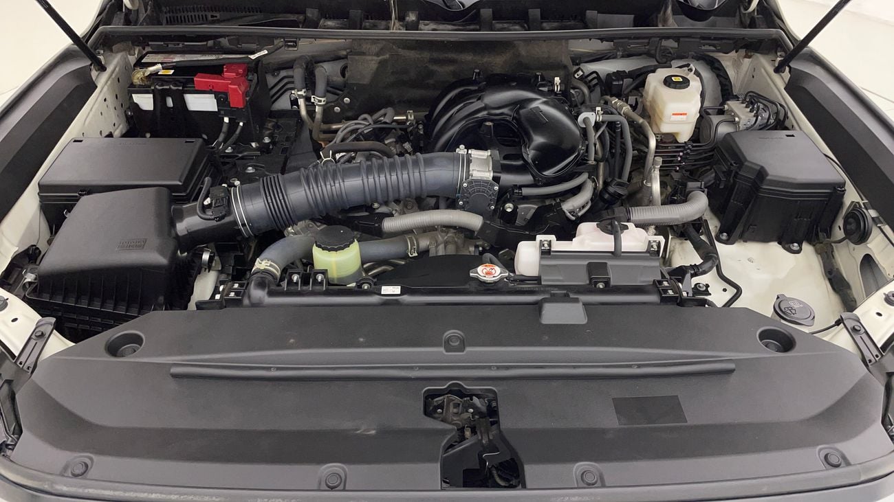 تويوتا لاند كروزر EXR 4 | بدون دفعة مقدمة | اختبار القيادة في المنزل