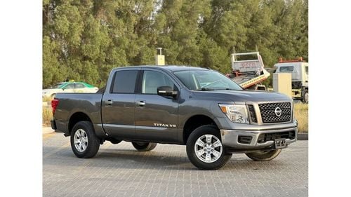 نيسان تايتان