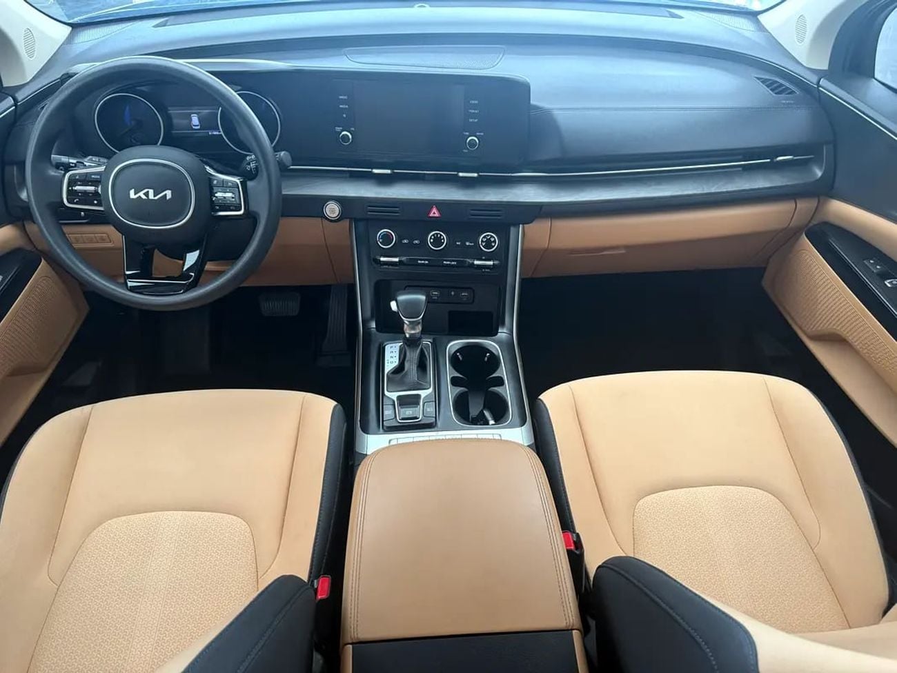 كيا كارنيفال GDI L 3.5L GDI L - GCC Specs - Excellent Condition