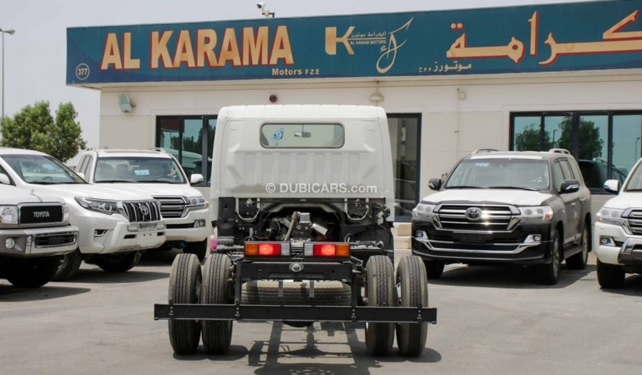 ميتسوبيشي فوسو كانتير Mitsubishi Canter 4.2L