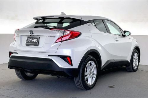 تويوتا CHR GX | National Day Celebration | شامل الضمان | 0 ﺪﻔﻋﺓ ﺃﻮﻟﻯ