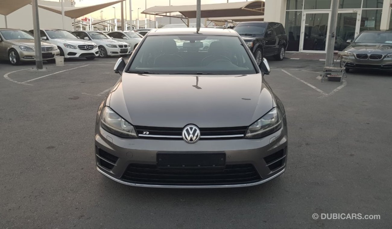 Volkswagen Golf Golf R model 2015 GCC car prefect condition full option low mileage sun  roof leather seats bac