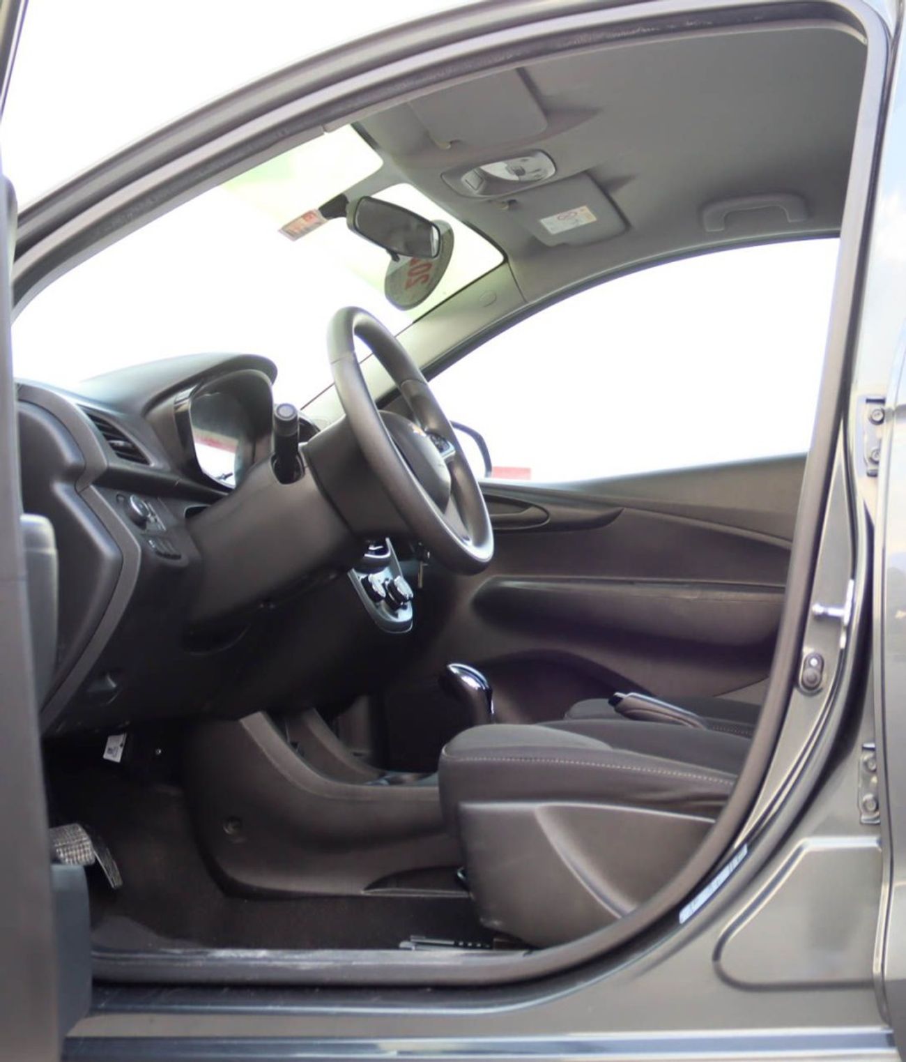 شيفروليه سبارك LS Base 1.4L Chevrolet spark 1.4L 2020 GCC accident-free in excellent condition, 427 pm