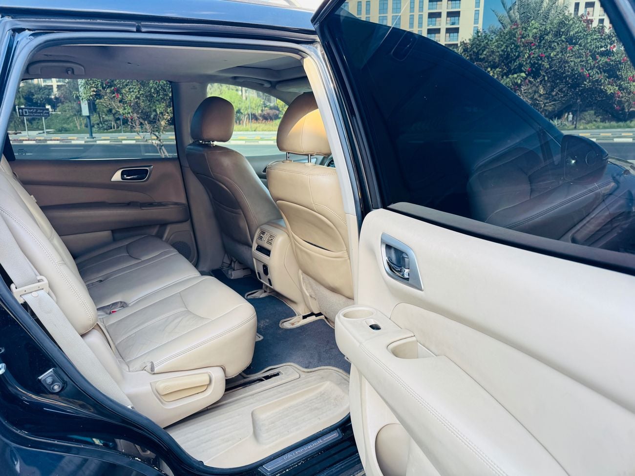 Nissan Pathfinder SL