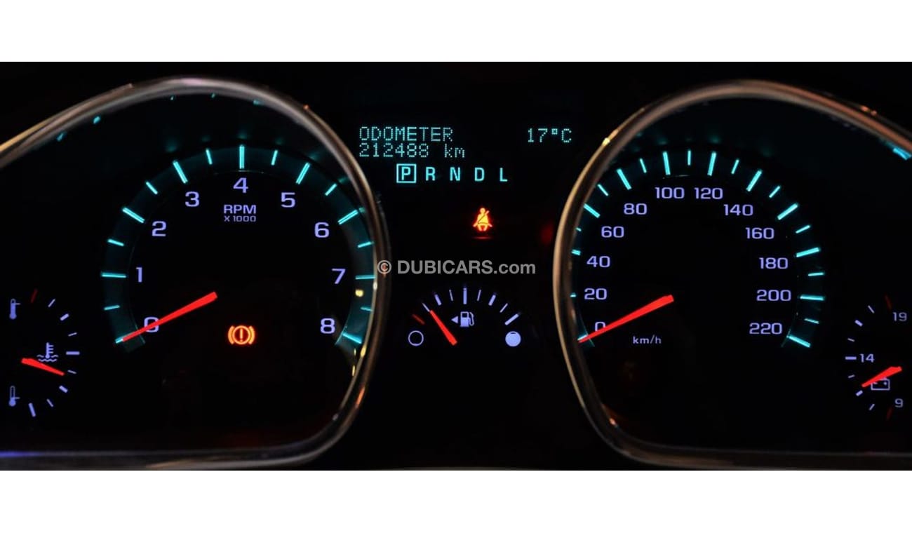 Chevrolet Traverse Amazing Chevrolet Traverse LS 2011 Model!! in Grey Color! GCC Specs