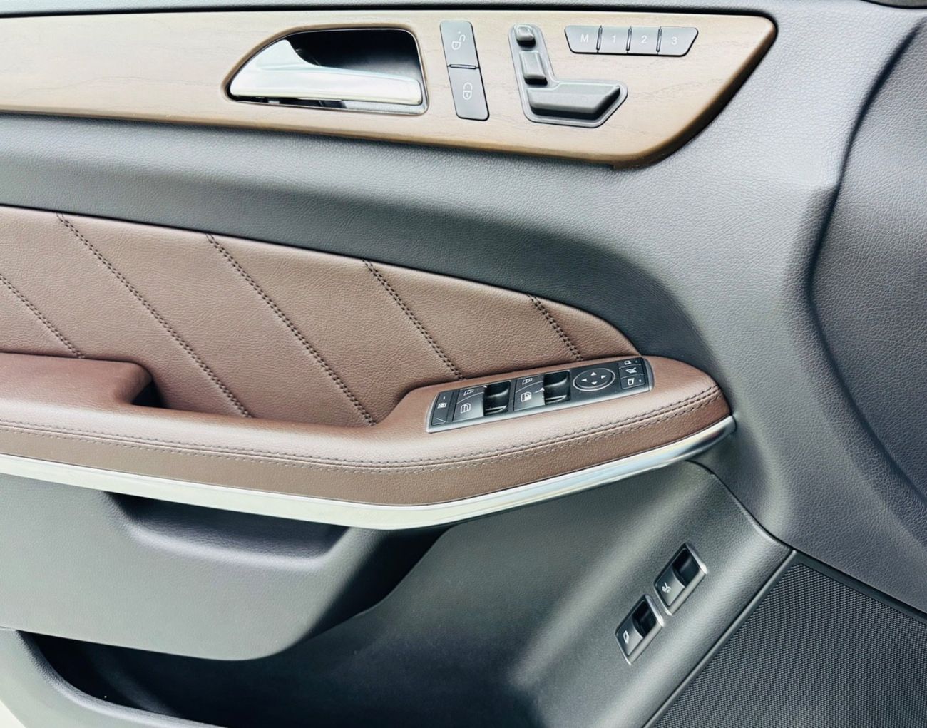 Mercedes-Benz GL 500 Std 4.7L