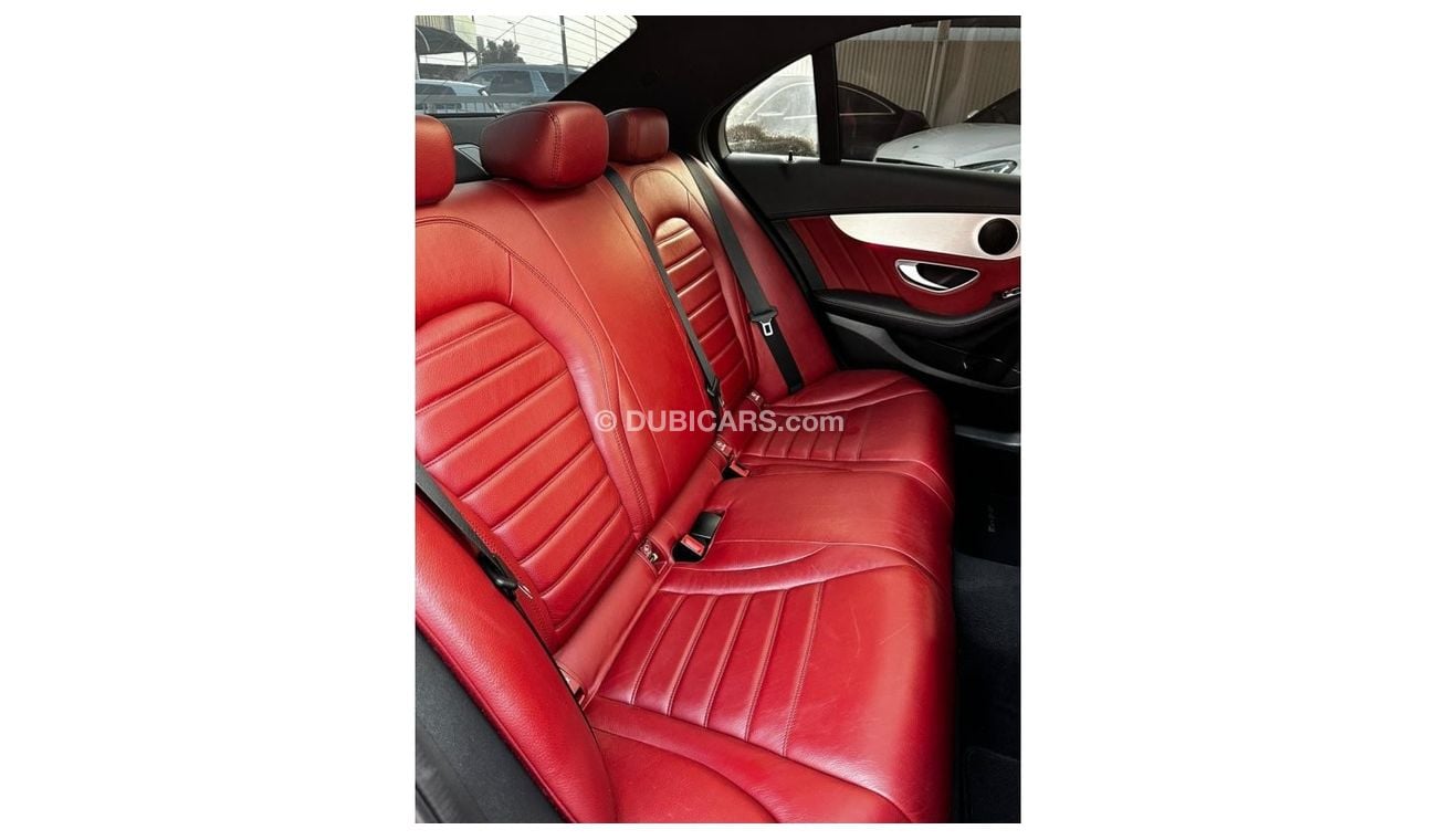 Mercedes-Benz C 200 Premium + مرسيدس سي 200 موديل : 2019 ممشي : 87.000 السعر : 127.000 مواصفات خليجية فل اوبشن بدون حواد