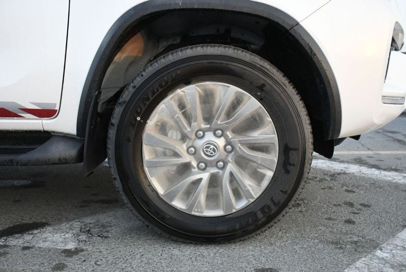 Toyota Fortuner TOYOTA FORTUNER 2.8 DSL FULL OPTION 2024 MODEL