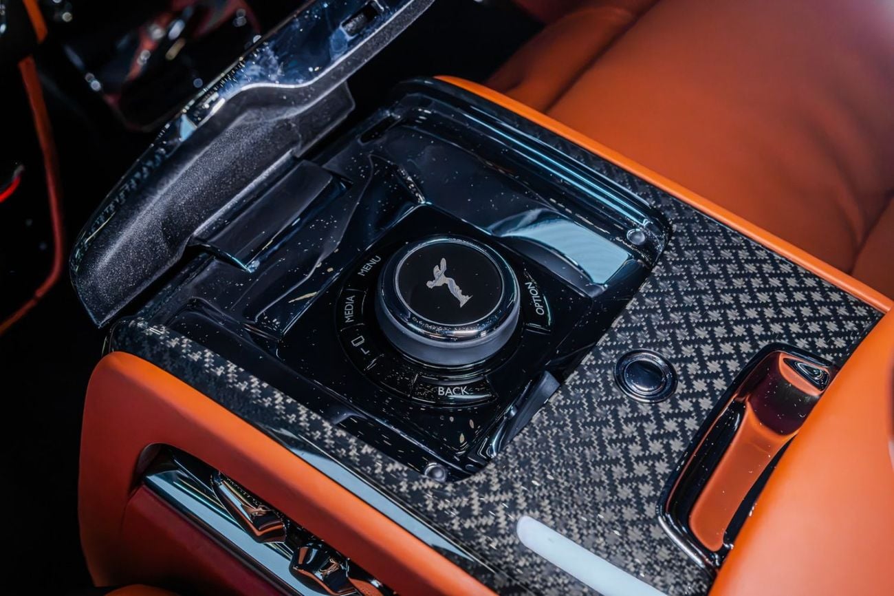 Rolls Royce Cullinan BLACK BADGE 2023 Rolls-Royce Cullinan | 6.75L Twin-Turbo V12 | European Specs
