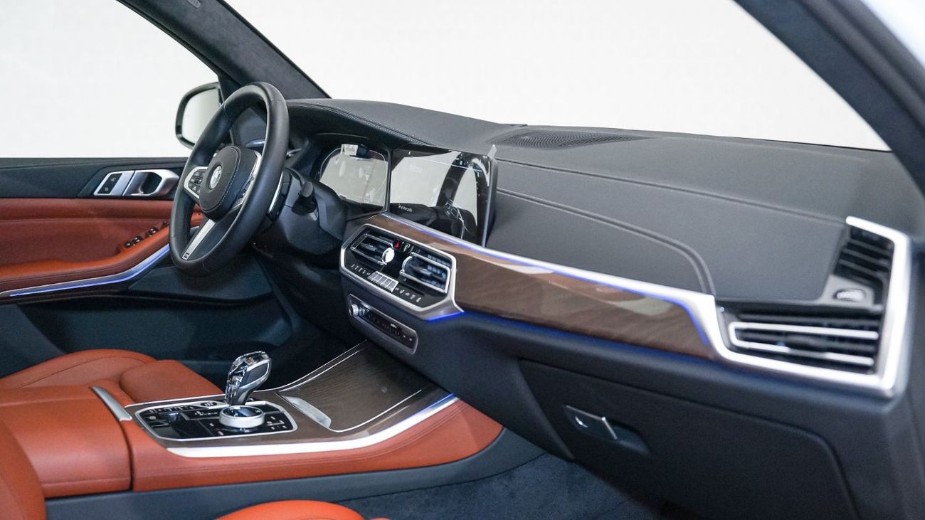 بي أم دبليو X5 xDrive M50i - AED 5,544 P/M - Warranty till 02/2028