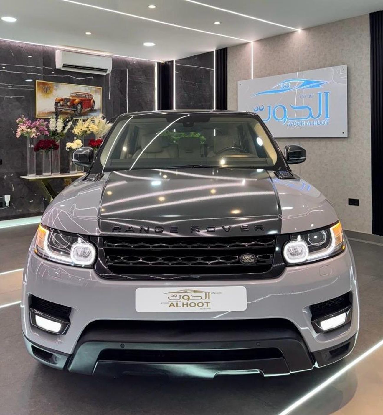 Land Rover Range Rover Sport Supercharged 5.0L ICONIC RANGE ROVER SPORT || STYLISH AND VERSATILE || GCC || PERFECT CONDITIONS ||