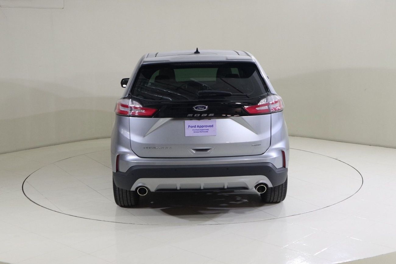 فورد إدج TITANIUM AWD 2.0L ECOBOOST