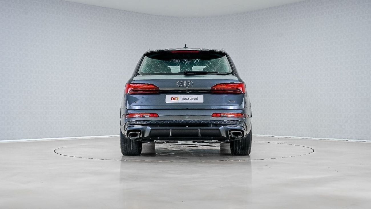 Audi Q7 45 TFSI quattro S-Line 3.0L UAE's Very Best Example | AED 3,607 Per Month