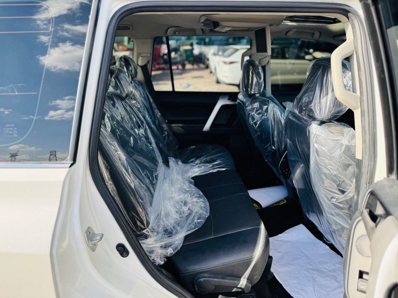 تويوتا برادو Kakadu top of the range