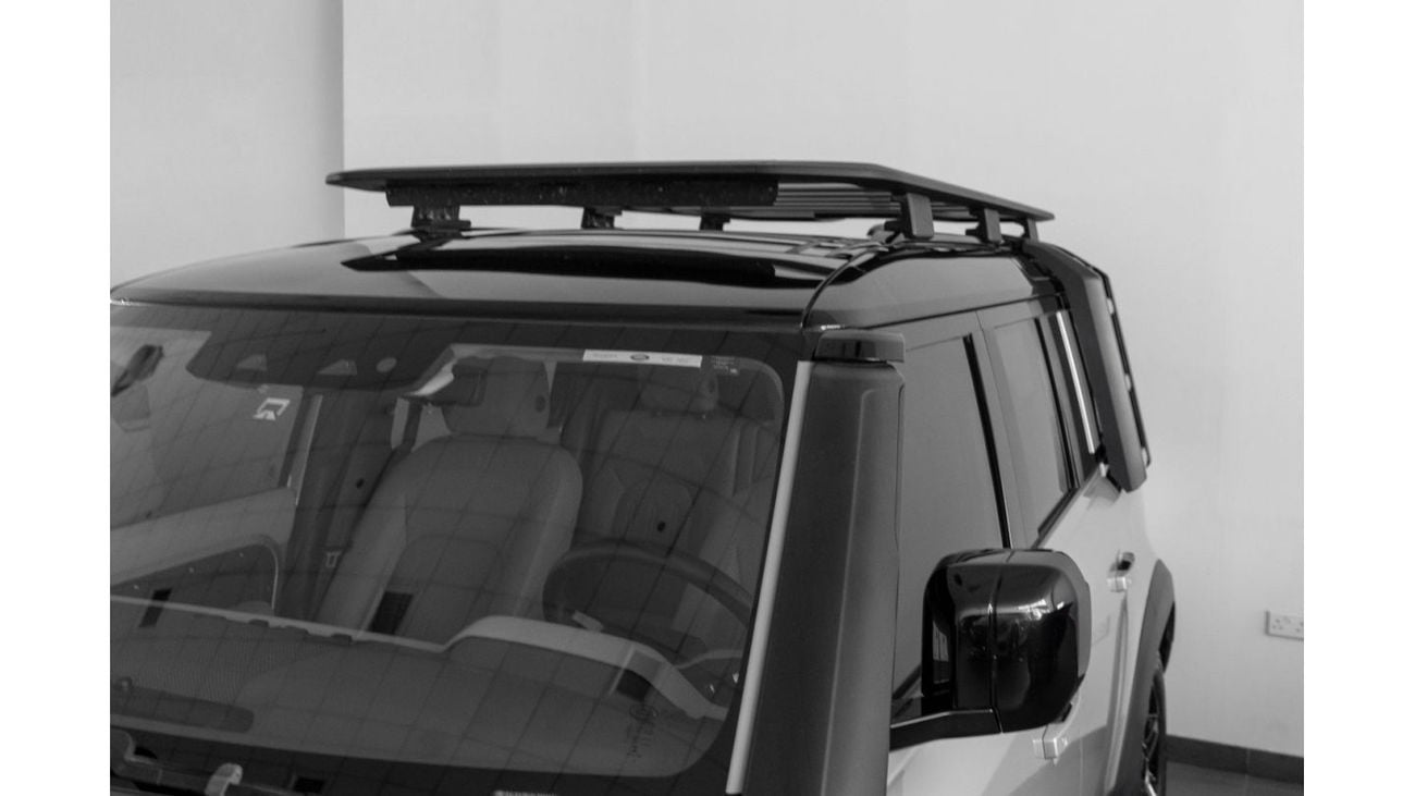 لاند روفر ديفندر P400 110 اول نسخة