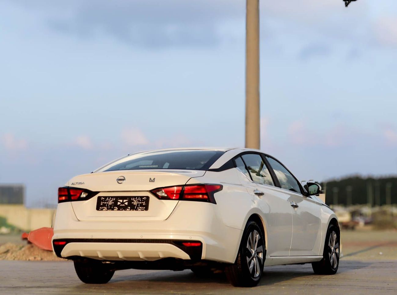 Nissan Altima 2.5 S Nissan Altima 2.5L 2020 GCC, original paint, accident-free, in excellent condition 1175 P.M