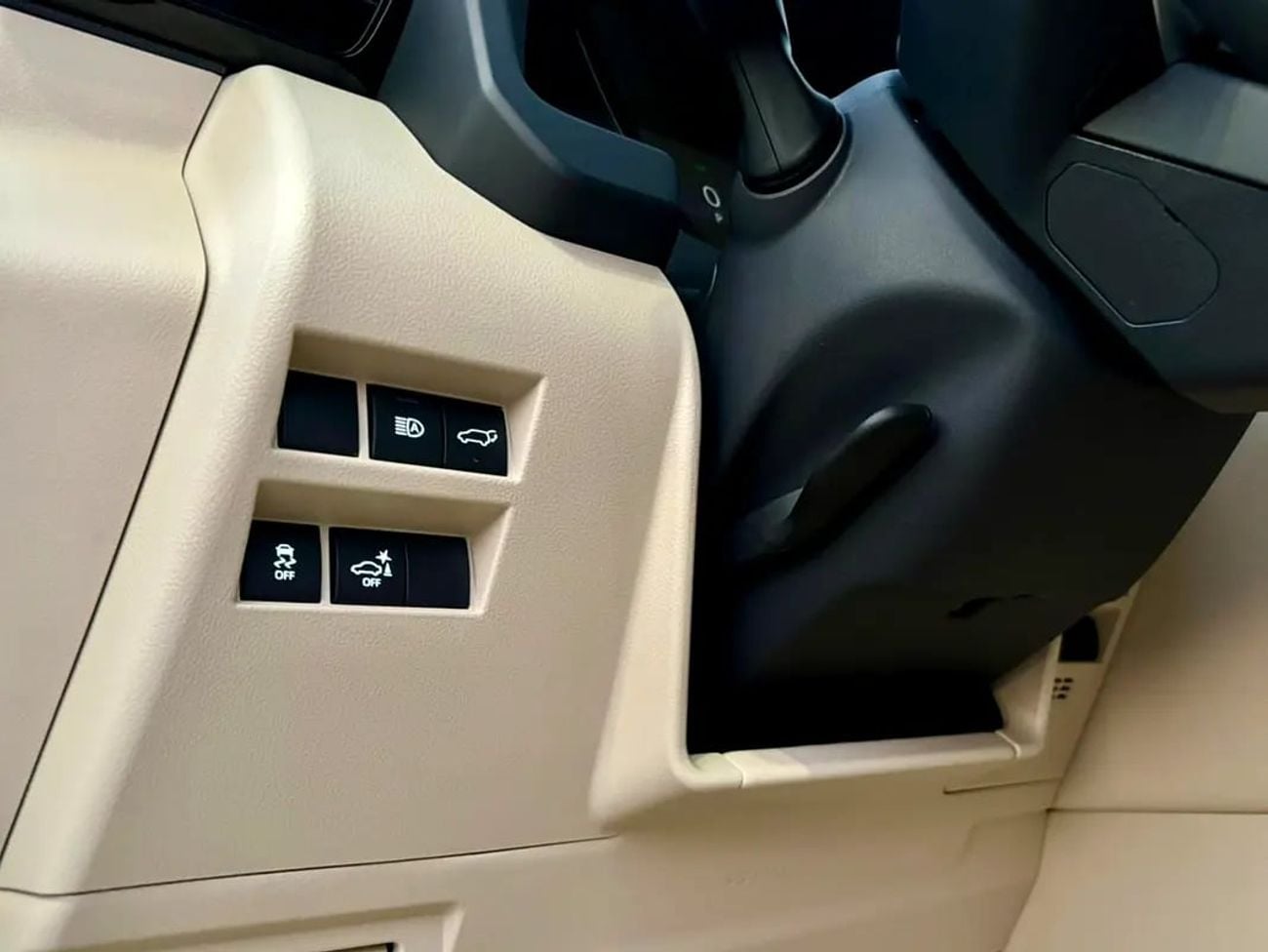 Toyota Land Cruiser VXR 4.0L GCC Specs