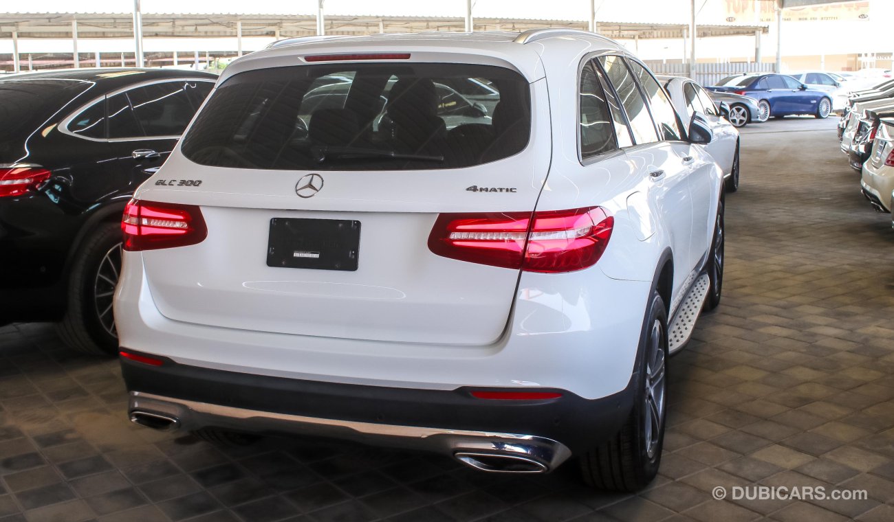 Mercedes-Benz GLC 300 4 Matic import USA