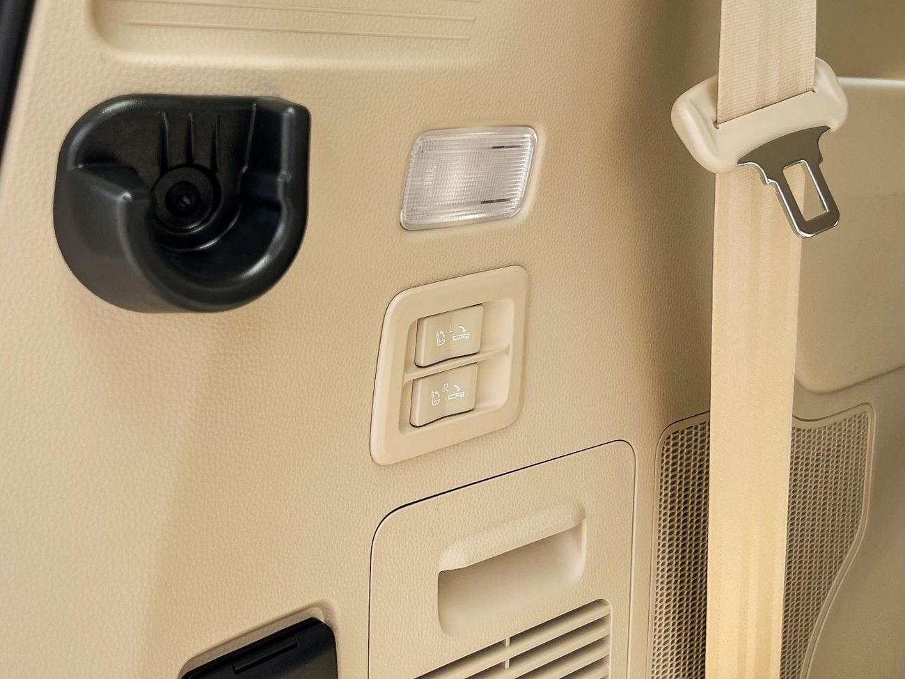 Toyota Land Cruiser EXPORT ONLY - Toyota LC300 VXR 4.0L (Jordanian Specification)