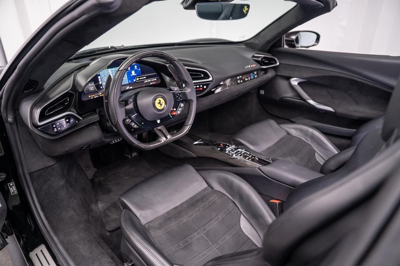 فيراري 296 GTB GTS