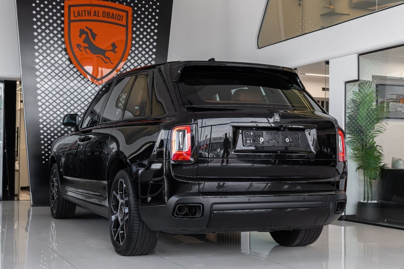 رولز رويس كولينان Rolls-Royce Cullinan | Black Badge | GCC Specs | Dealer Warranty & Service Contract (AGMC) | 2022