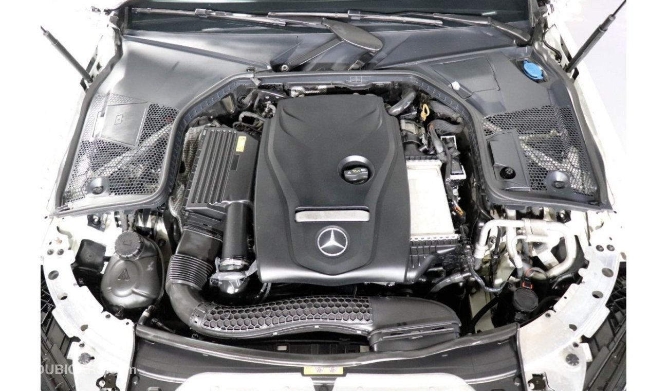 Mercedes-Benz C200 RESERVED ||| Mercedes Benz C200 Convertible 2018 GCC under Warranty with Flexible Down-Payment