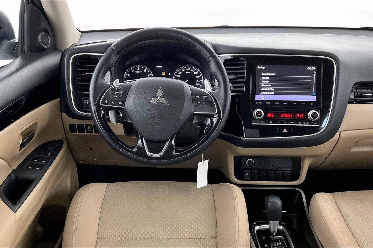 Mitsubishi Outlander GLX Midline| 1 year free warranty | Exclusive Eid offer