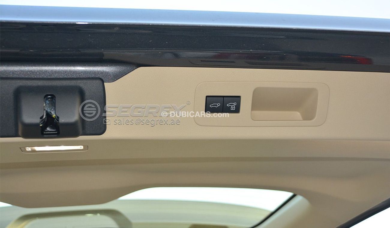 Toyota Land Cruiser LC300 3.3L DSL 4WD AT with rear differential lock, sunroof, 20R Alloy wheel, 360