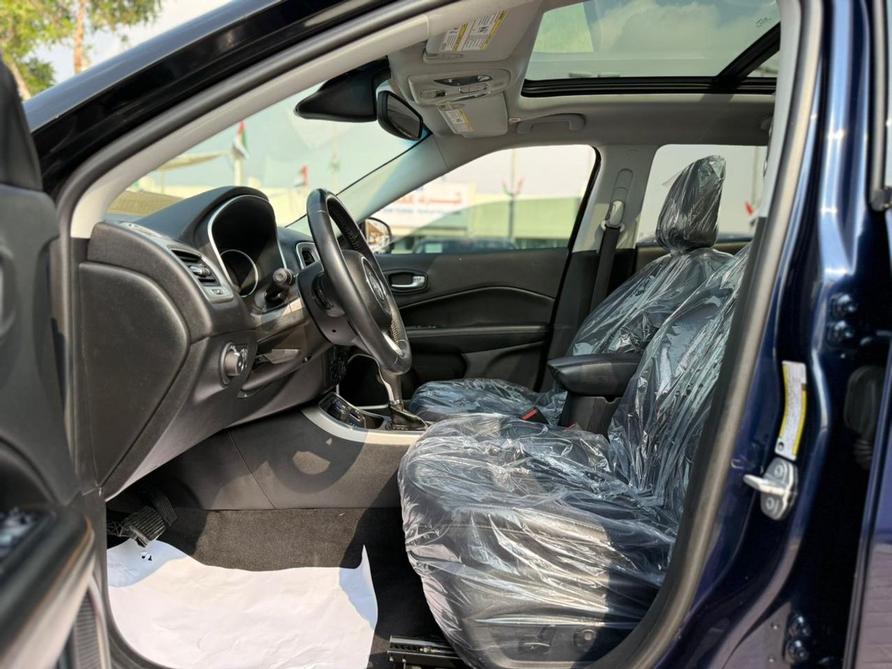 Jeep Compass Limited 2.4L (172 HP) full option / good condition / low mileage